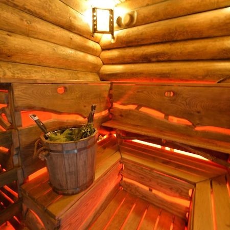 Folvark Gvozd Hotel Kamenyuki Kültér fotó