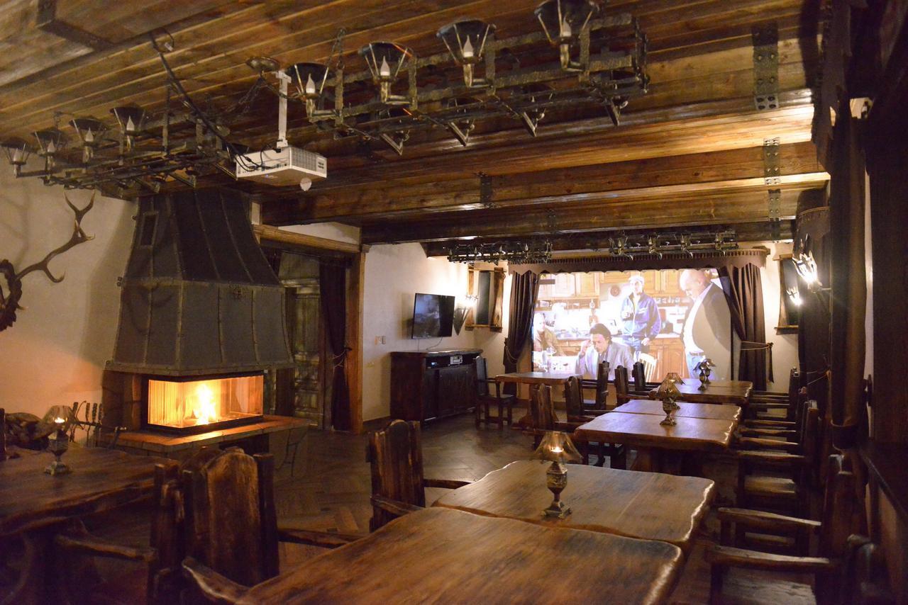 Folvark Gvozd Hotel Kamenyuki Kültér fotó