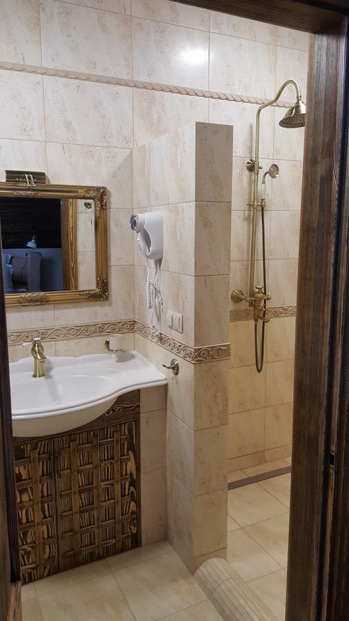 Folvark Gvozd Hotel Kamenyuki Kültér fotó