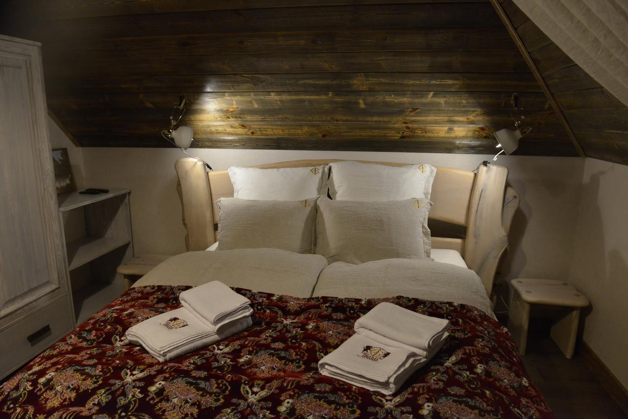 Folvark Gvozd Hotel Kamenyuki Kültér fotó