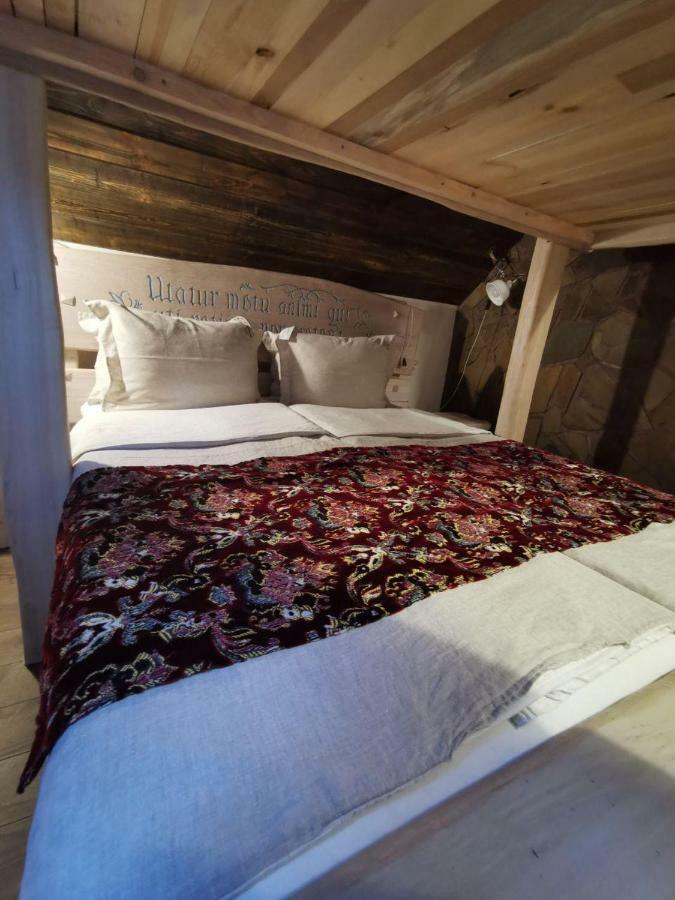 Folvark Gvozd Hotel Kamenyuki Kültér fotó