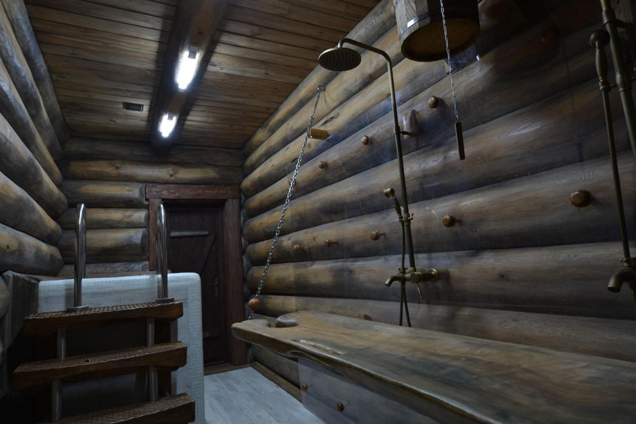 Folvark Gvozd Hotel Kamenyuki Kültér fotó